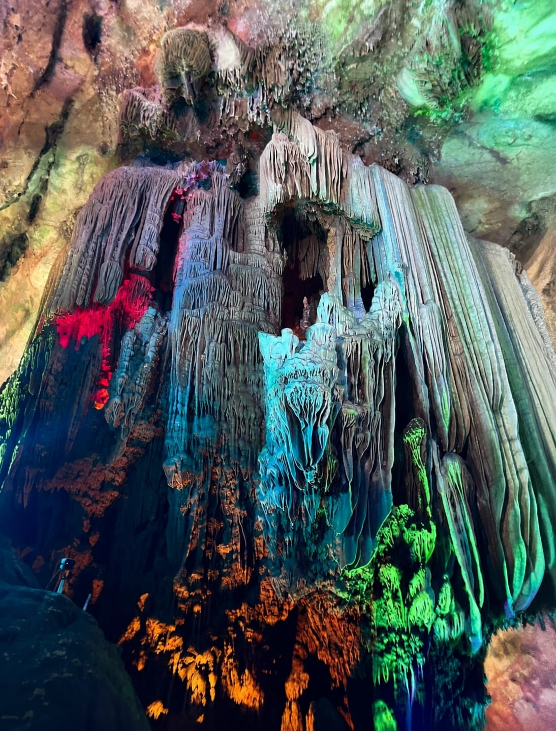 Intricate stalactite formations within Silver Cave