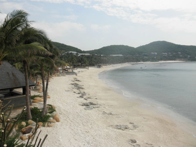 Yalong Bay