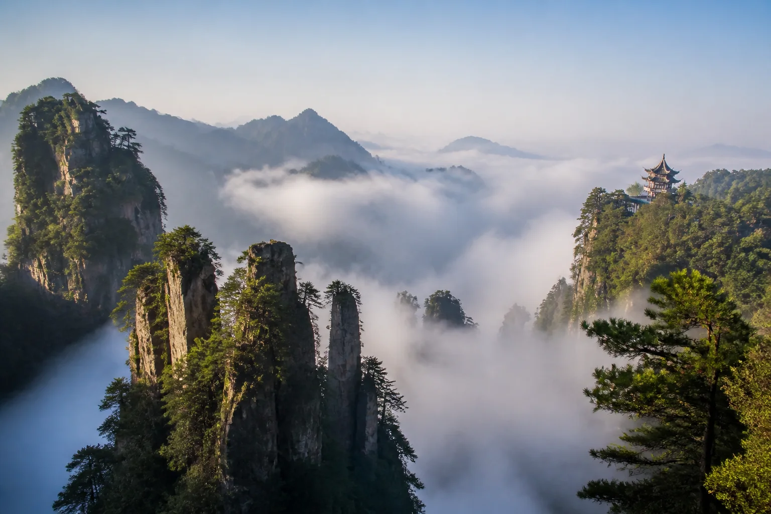 Huangshi Village