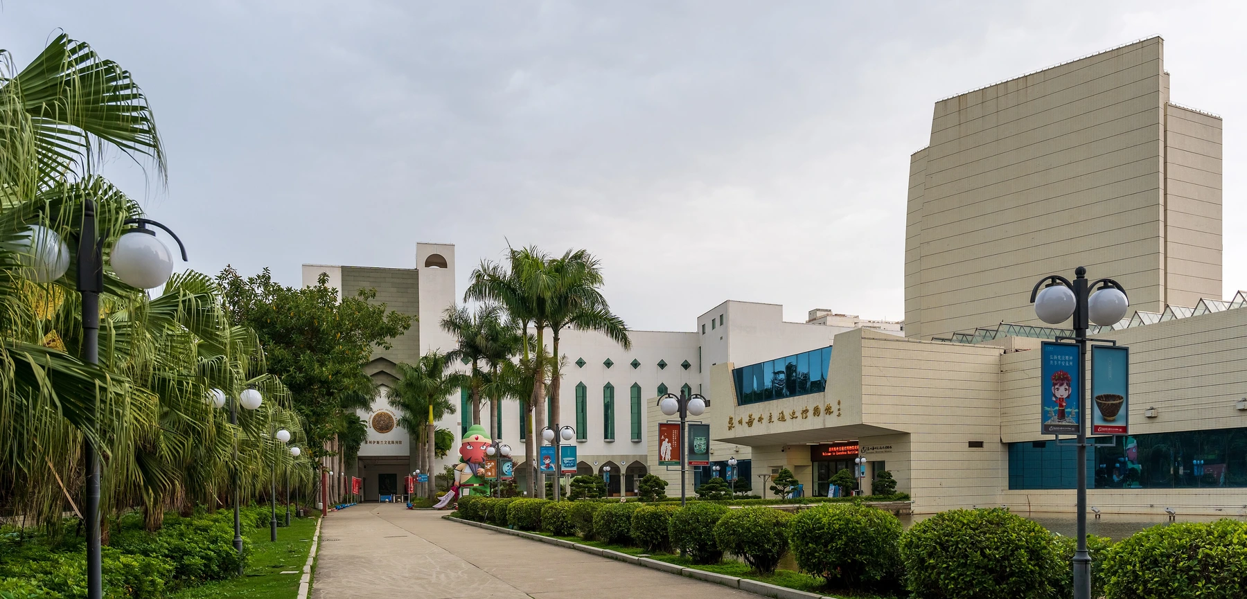 Entrance-side maritime display at Quanzhou Maritime Museum