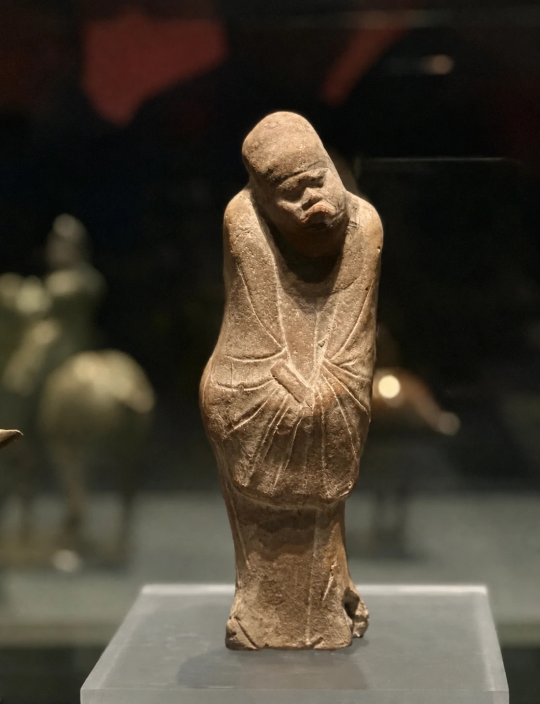 Ancient Tang Dynasty pottery figurines