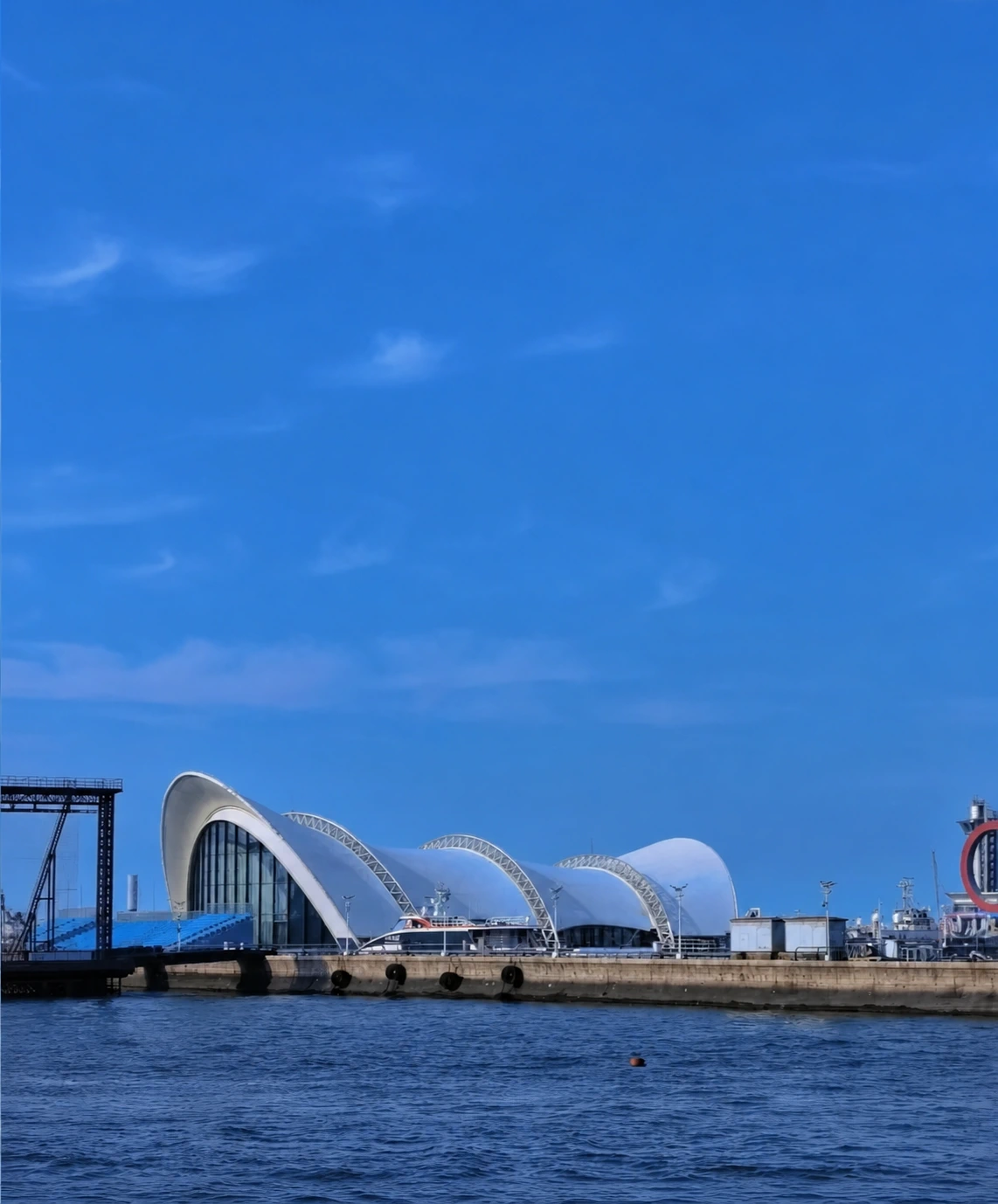City buildings and ocean view from Lovers Dam