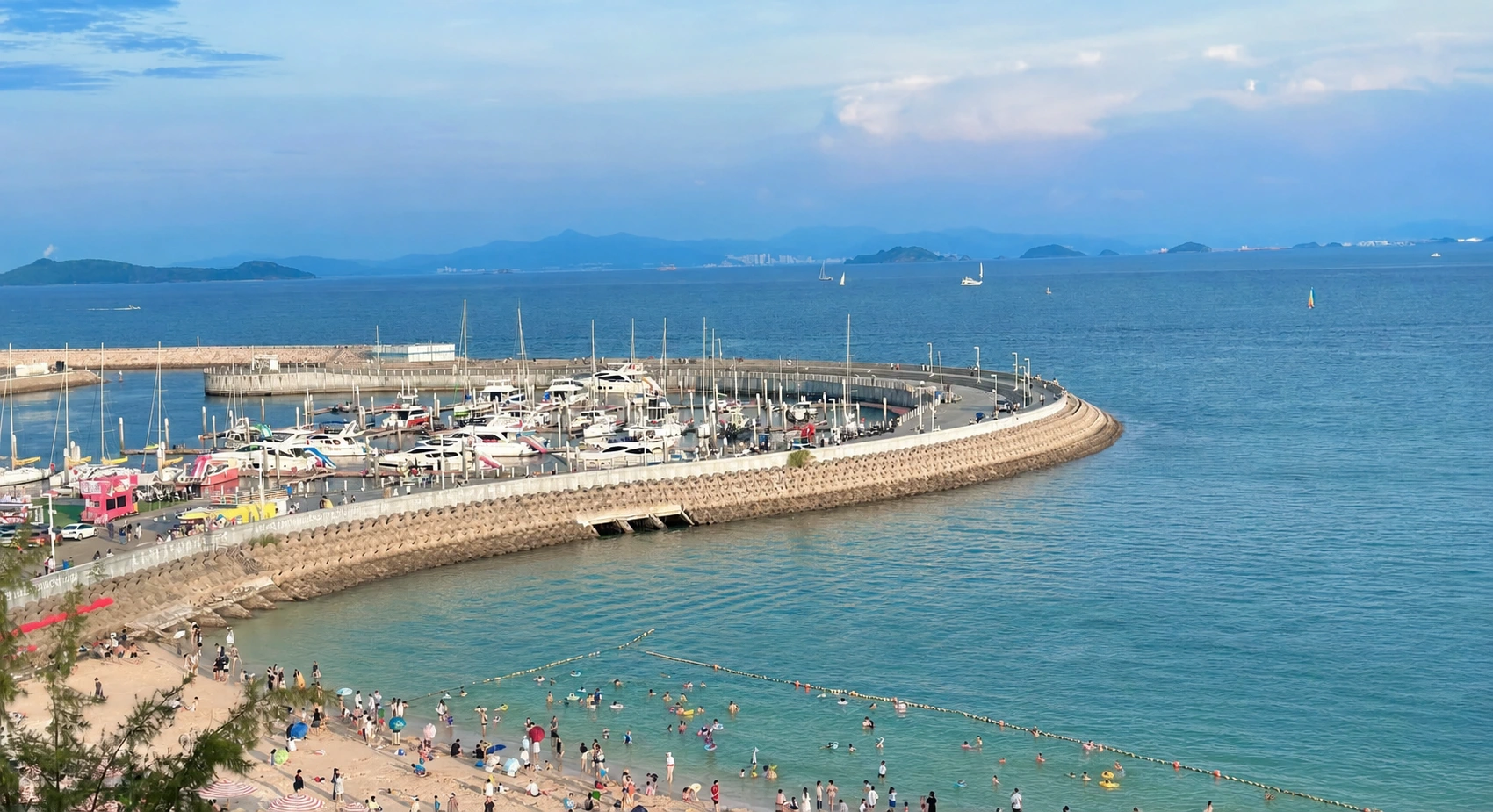 Jiaochang Wei Beach