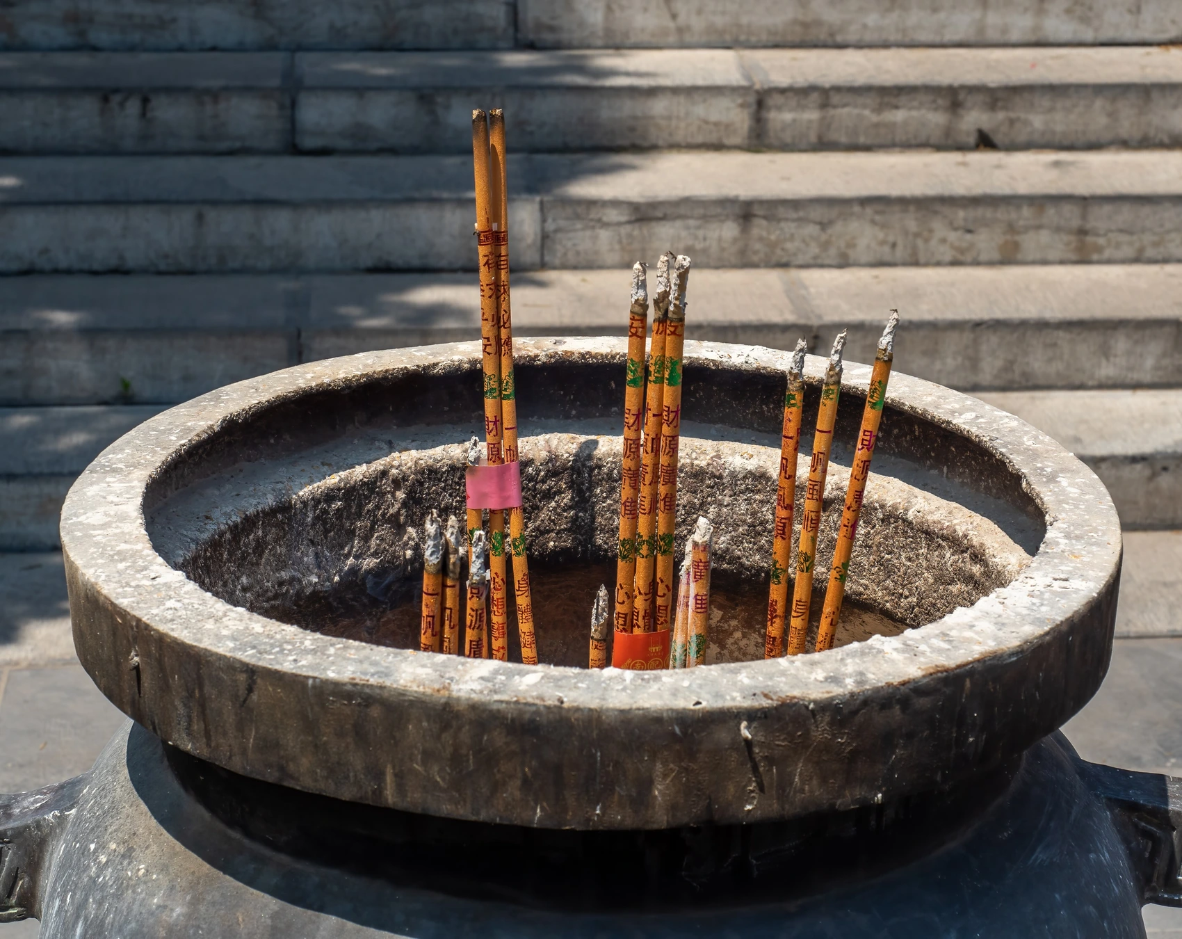 Incense and worship space inside Tianjin Tianhou Palace