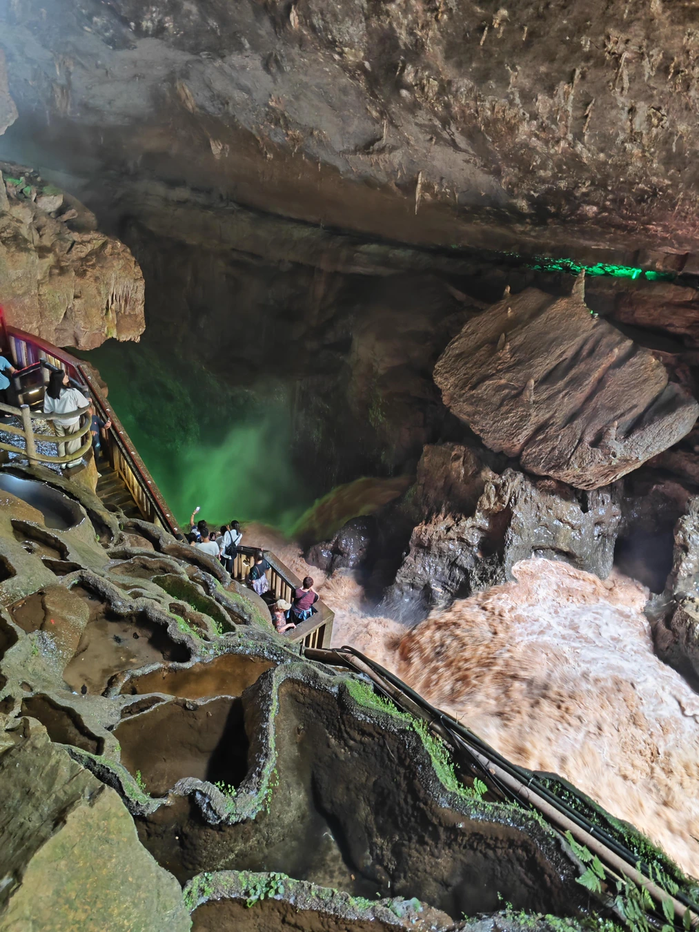 Jiuxiang Cave