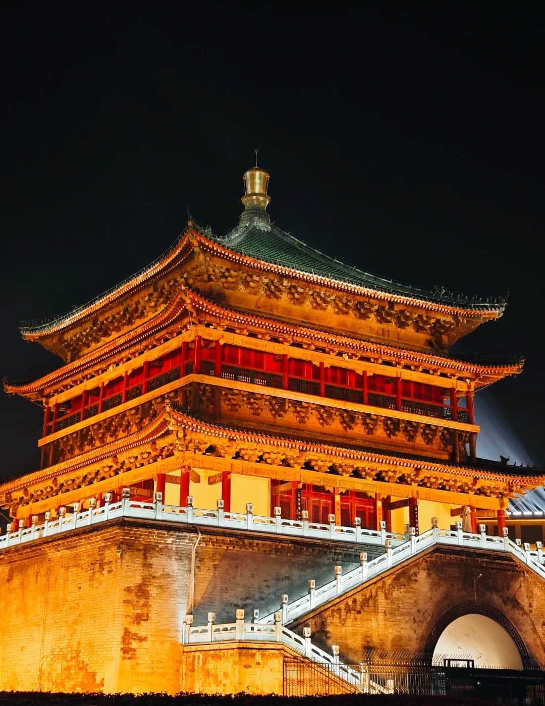 Xi'an Drum Tower's night view with illumination