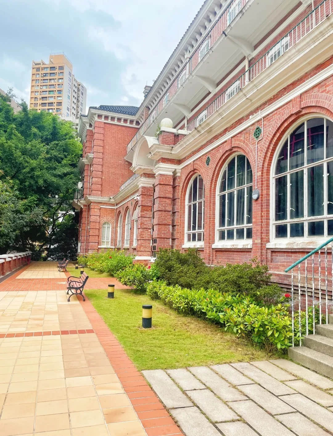 Hong Kong University