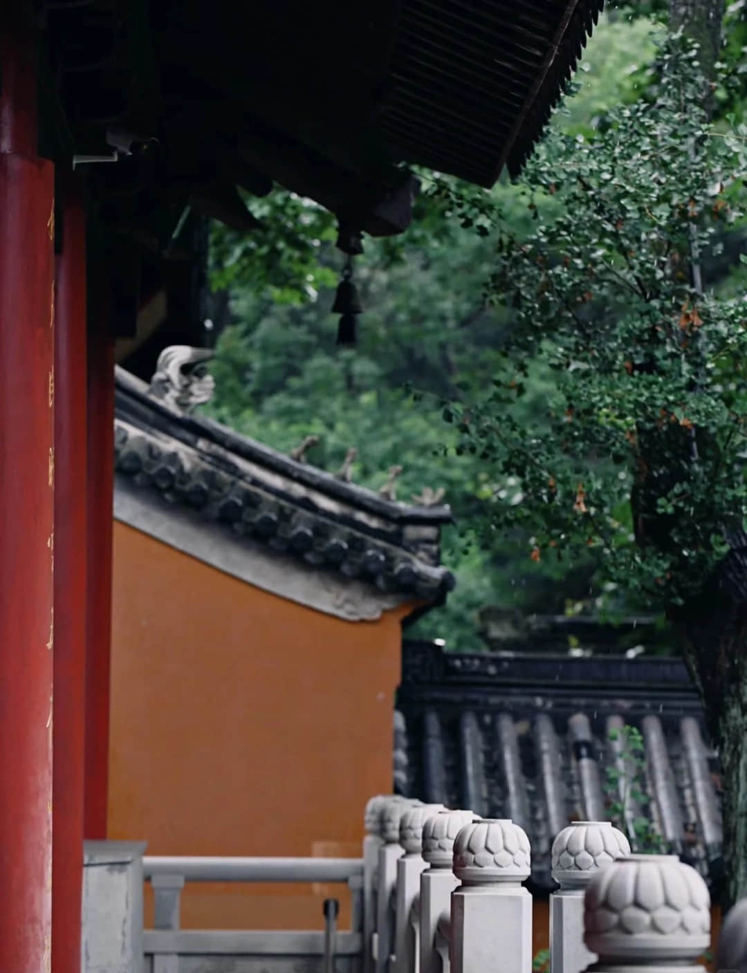 Linggu Temple