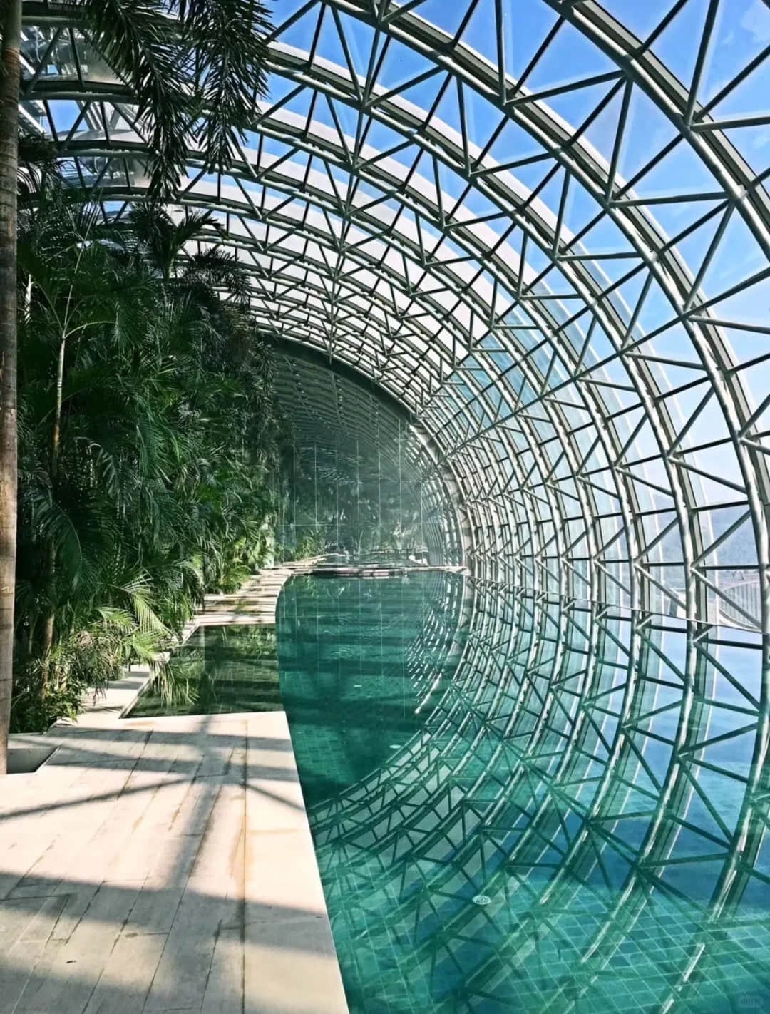 Crystal Sky Bridge at Raffles City Chongqing