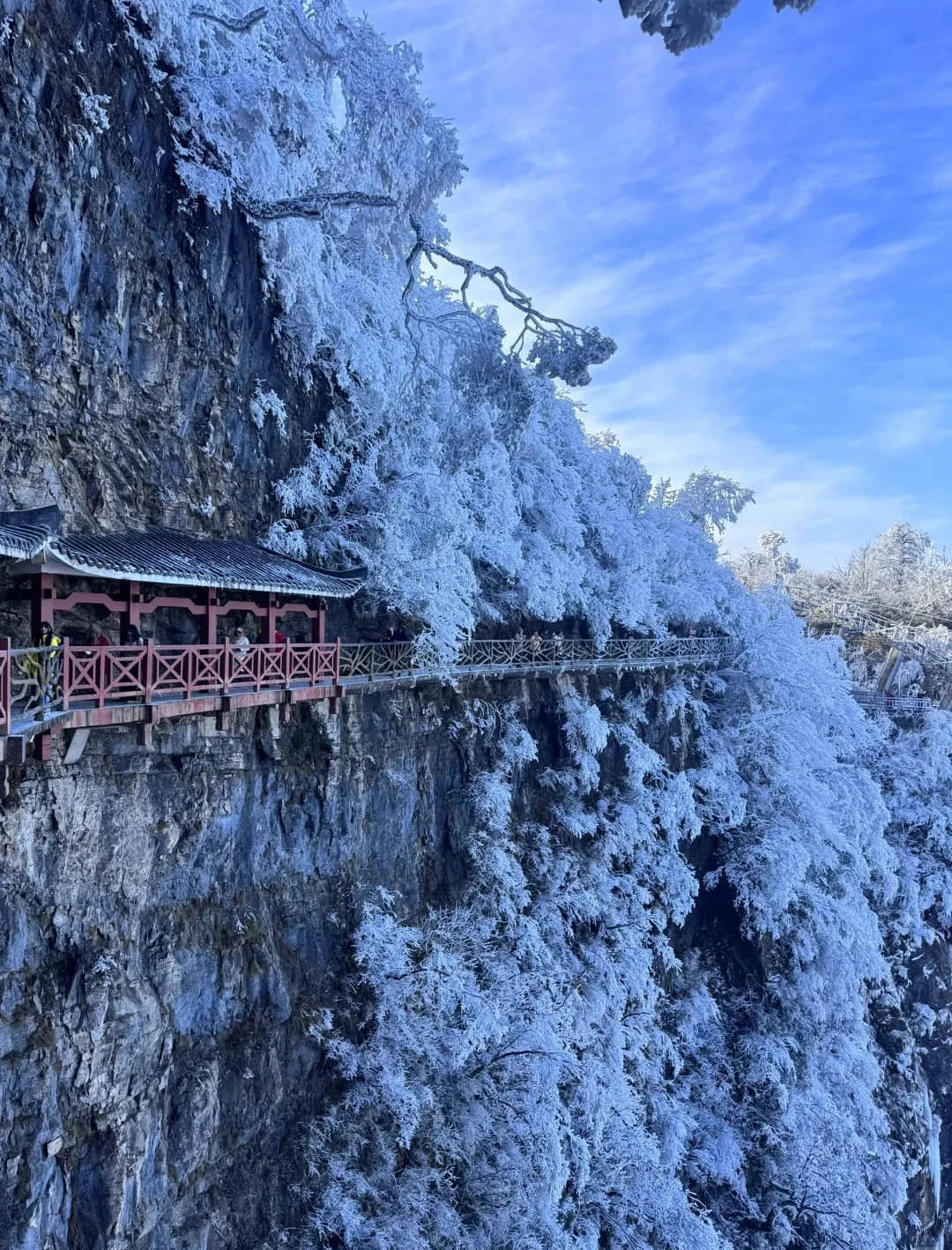 Tianmen Mountain winter walkway